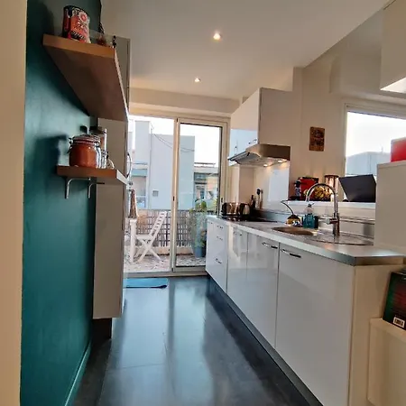 公寓 T2 Meuble Moderne, Dernier Etage Ascenseur, Centre Ville, Calme, Terrasse Sud Et Climatisation *